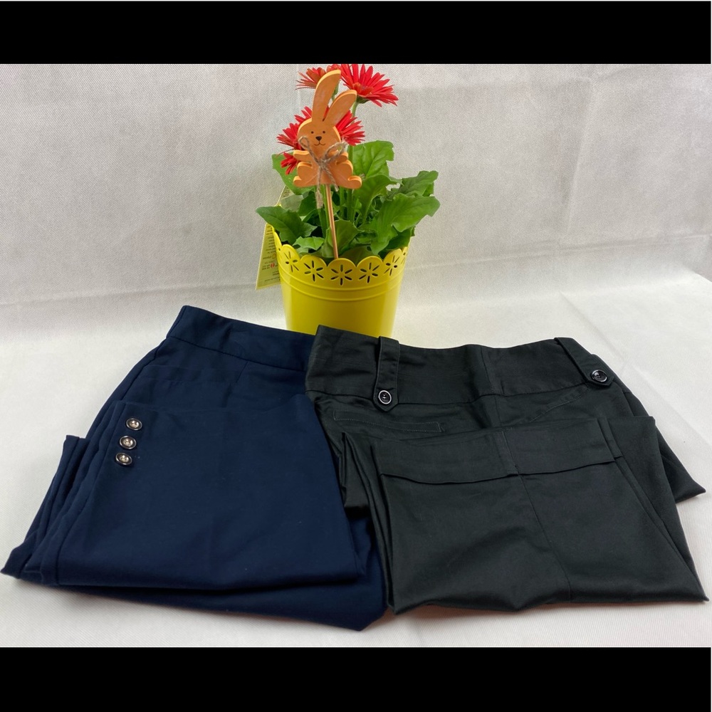 🌈🌈 2 Pairs of Stylish Cropped Pants 🌈🌈